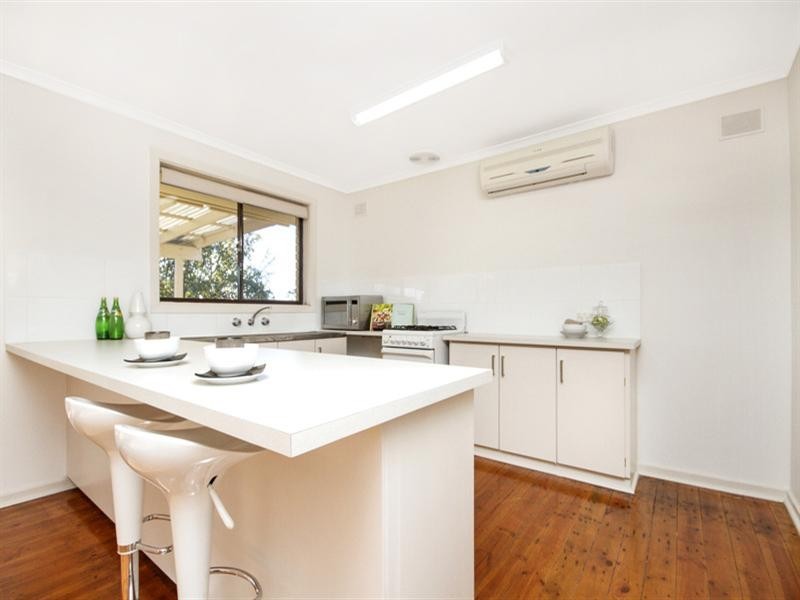 40 Telford Crescent, Modbury Heights SA 5092