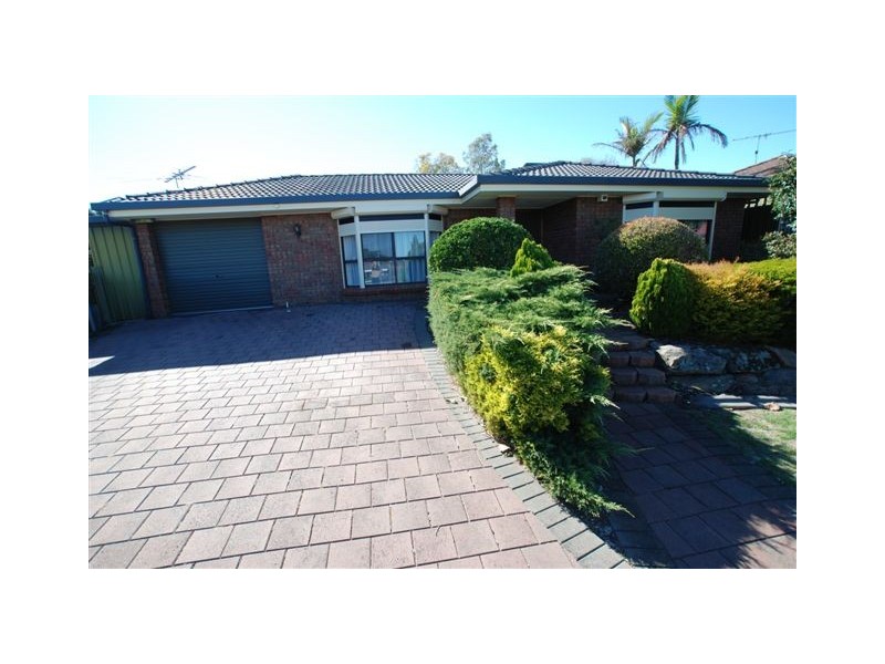 16 Oberon Court, Hillbank SA 5112