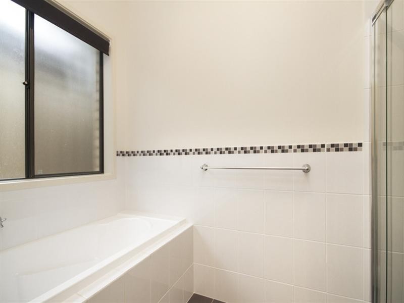 8 Lambert Avenue, Holden Hill SA 5088