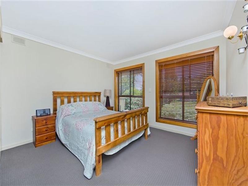 13 Carnoustie Avenue, Fairview Park SA 5126