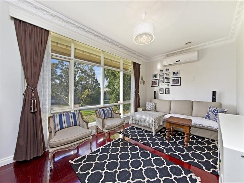 50 Salisbury Avenue, Valley View SA 5093