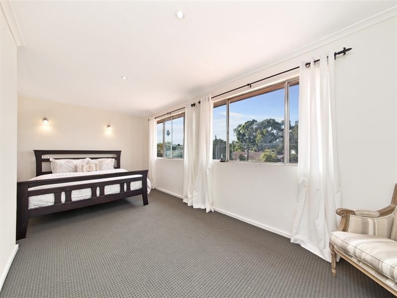 50 Salisbury Avenue, Valley View SA 5093