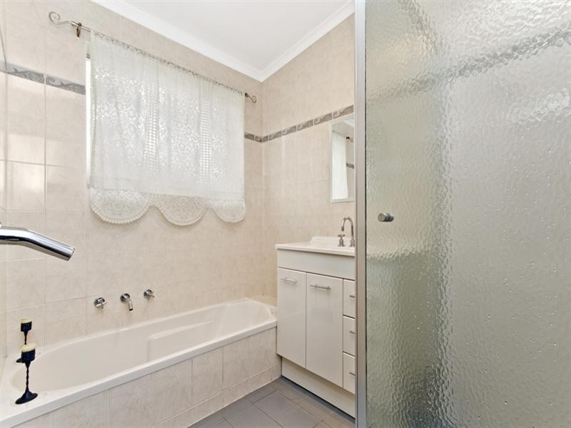 8 Sandalwood Drive, St Agnes SA 5097