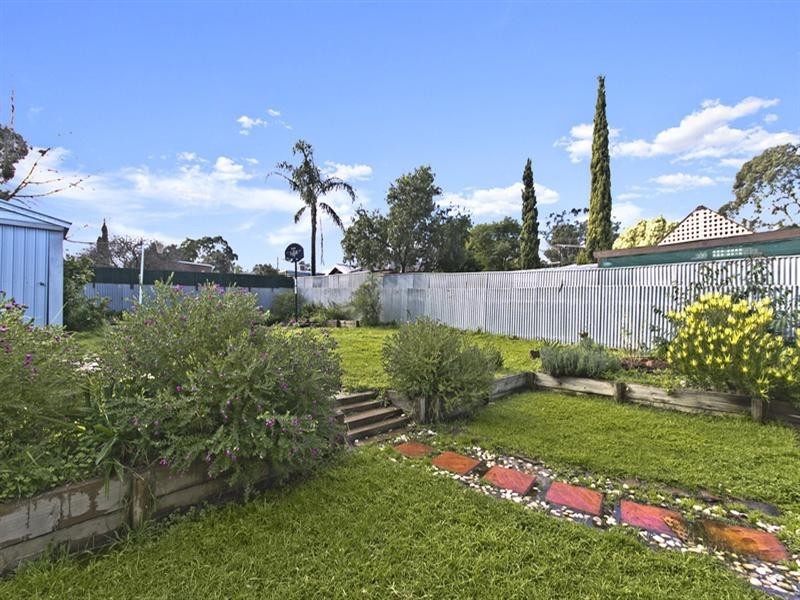 8 Sandalwood Drive, St Agnes SA 5097