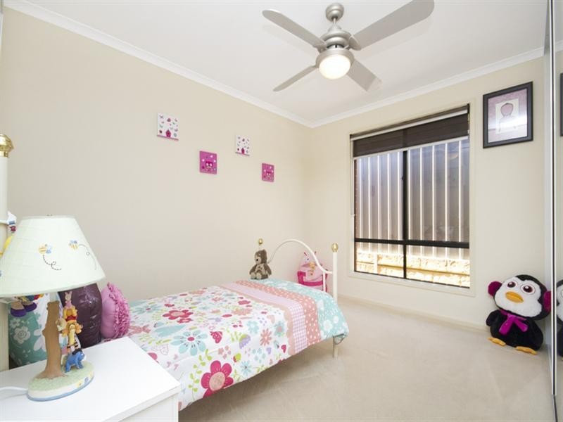 32 Oregan Crescent, St Agnes SA 5097