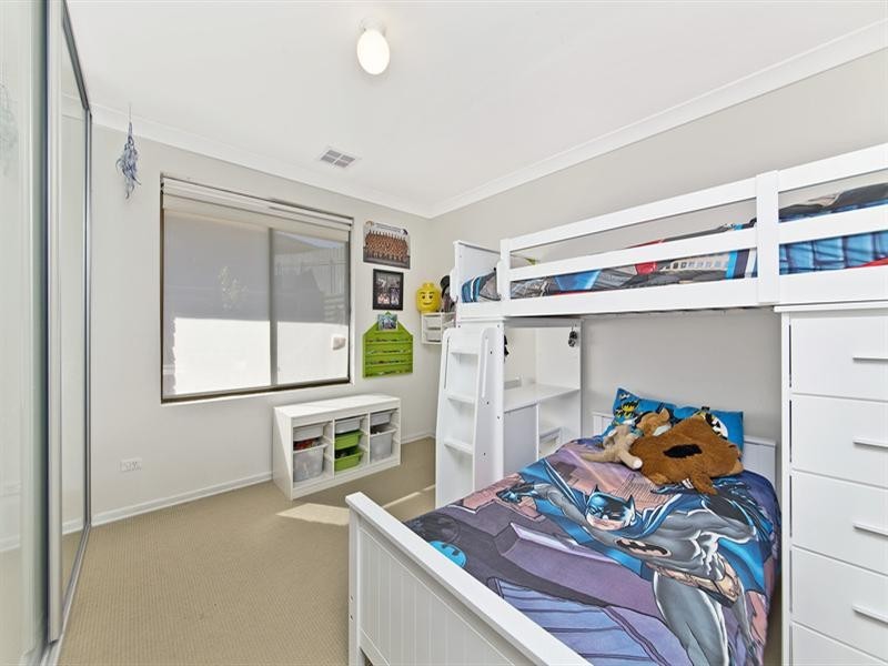 50 Flinders Drive, Valley View SA 5093
