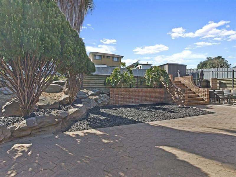 50 Flinders Drive, Valley View SA 5093