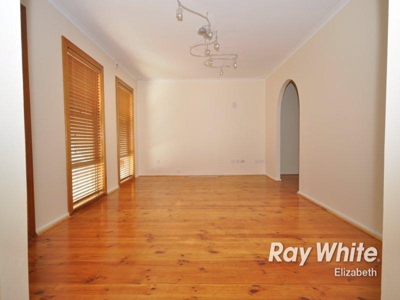 6 Earl Avenue, Salisbury East SA 5109