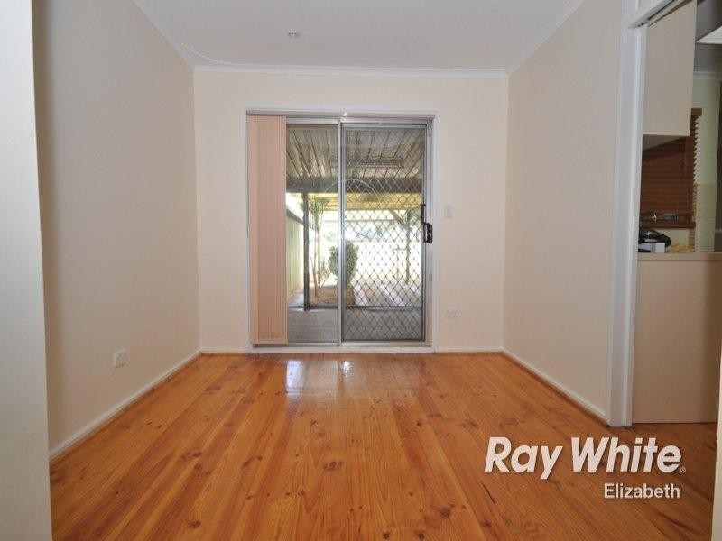 6 Earl Avenue, Salisbury East SA 5109