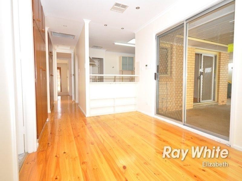 6 Earl Avenue, Salisbury East SA 5109