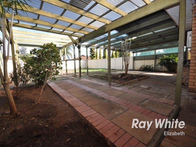 6 Earl Avenue, Salisbury East SA 5109