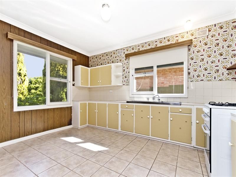 24 Carnarvon Avenue, Redwood Park SA 5097