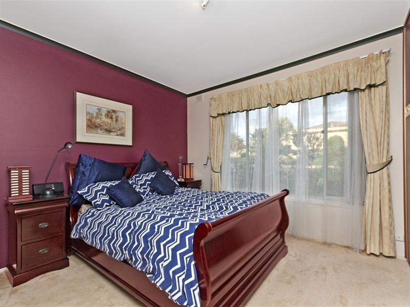 16 Weld Crescent, Hope Valley SA 5090