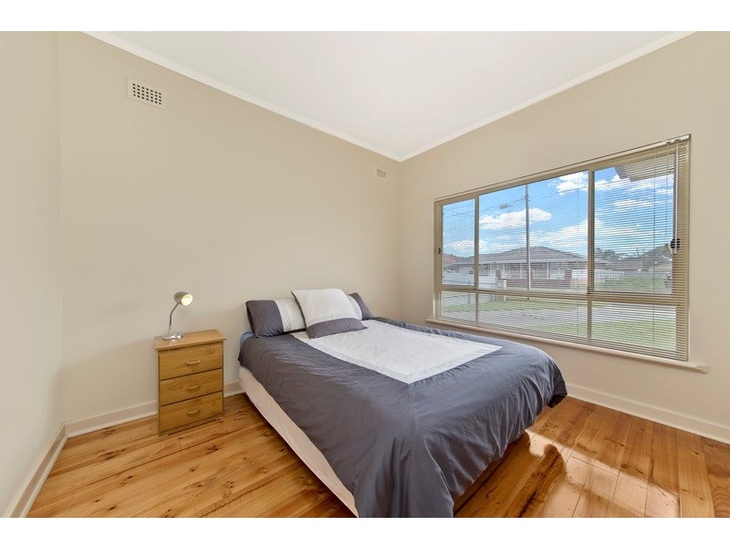 50 Alexander Avenue, Campbelltown SA 5074