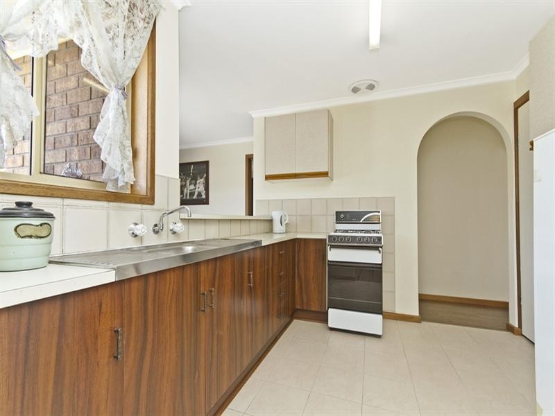 18 General Drive, Paralowie SA 5108