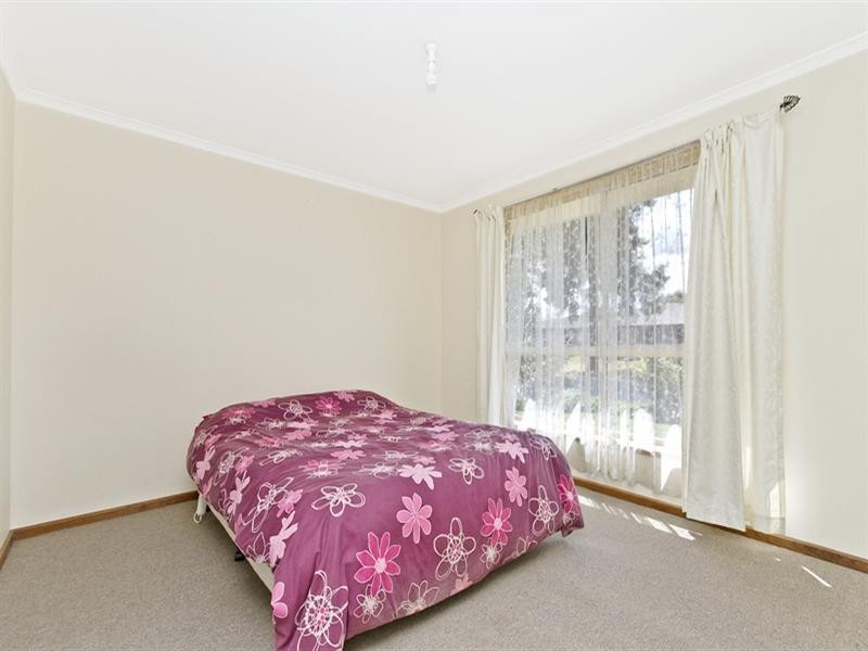 18 General Drive, Paralowie SA 5108