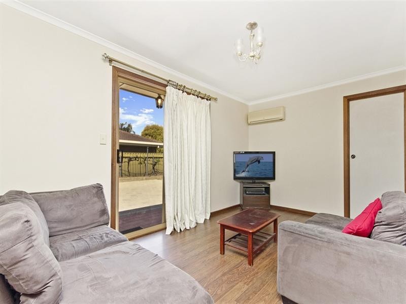 18 General Drive, Paralowie SA 5108