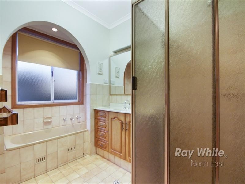 23 Glenarbon Court, Para Hills SA 5096