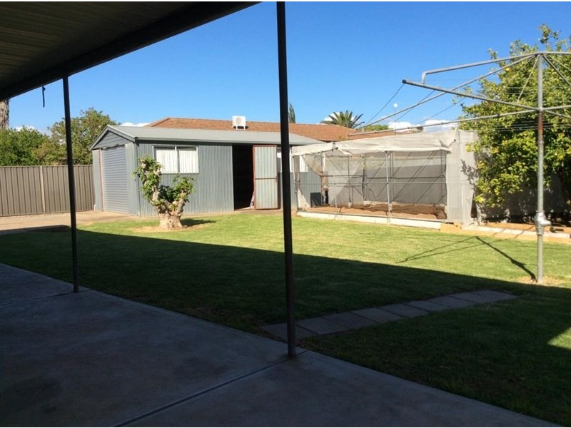 4 Spenfeld Court, Valley View SA 5093