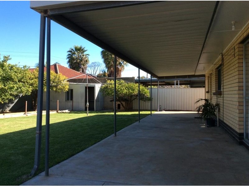 4 Spenfeld Court, Valley View SA 5093