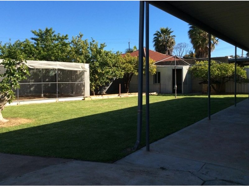 4 Spenfeld Court, Valley View SA 5093