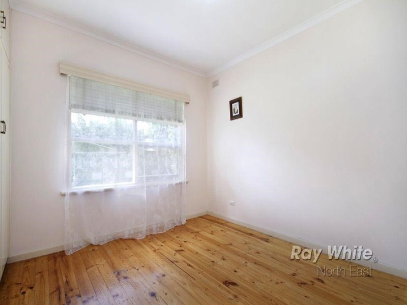 12 Down Drive, Valley View SA 5093