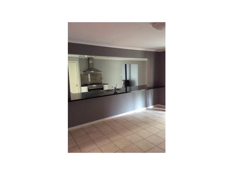 9 Moore Crescent, St Agnes SA 5097