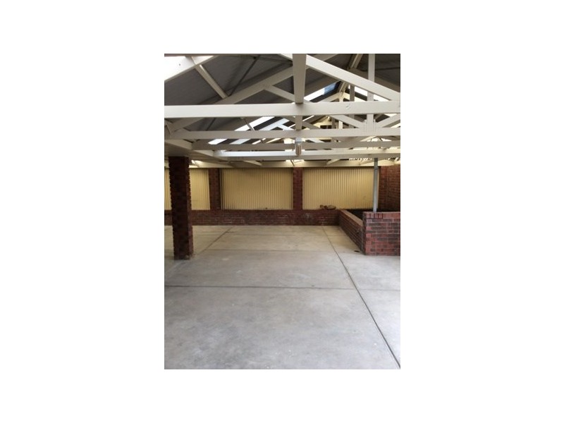 9 Moore Crescent, St Agnes SA 5097