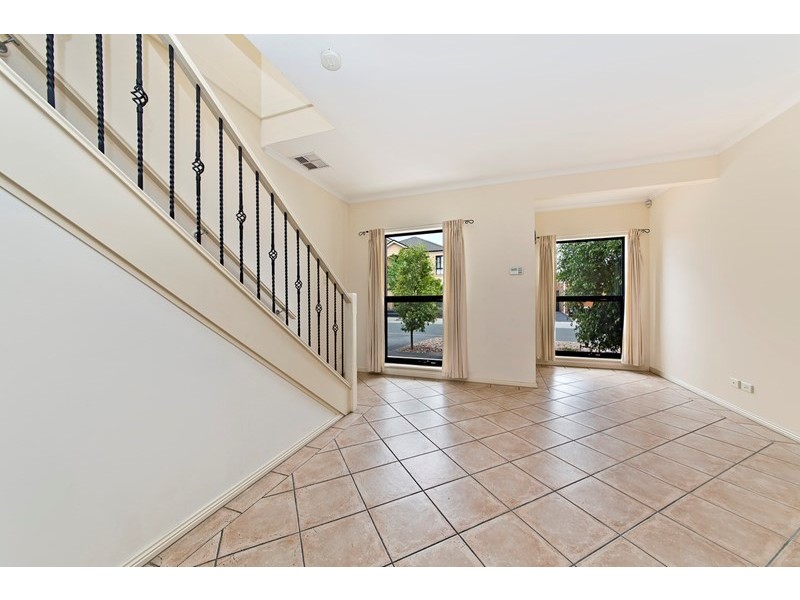 51 Avocet Drive, Mawson Lakes SA 5095