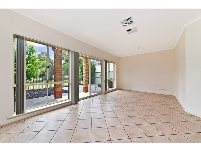 51 Avocet Drive, Mawson Lakes SA 5095