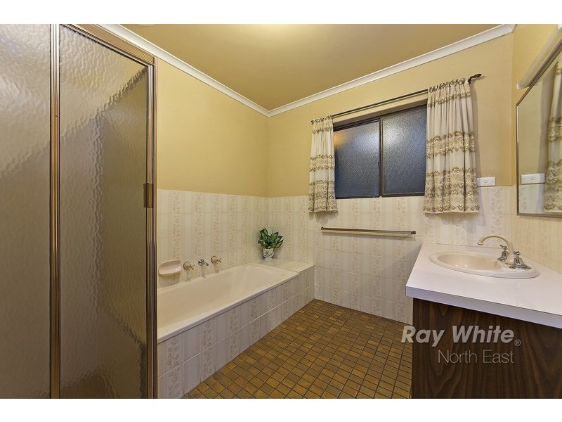 2 Ancell Court, Valley View SA 5093