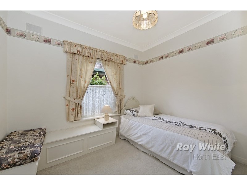 16 Selkirk Avenue, Clearview SA 5085