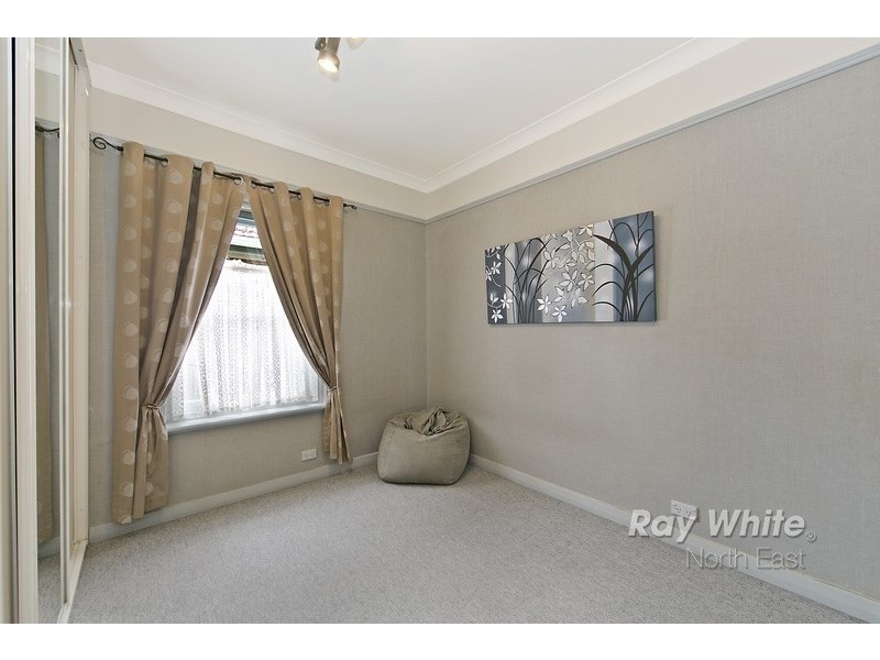 16 Selkirk Avenue, Clearview SA 5085