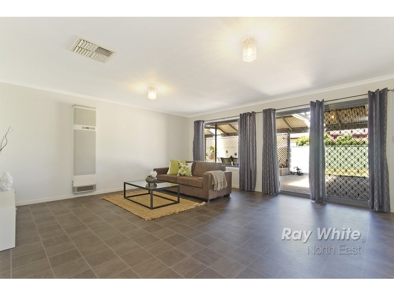 2 Oakdene Court, Paralowie SA 5108