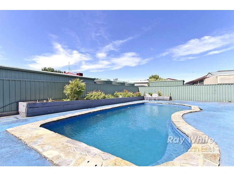 2 Oakdene Court, Paralowie SA 5108