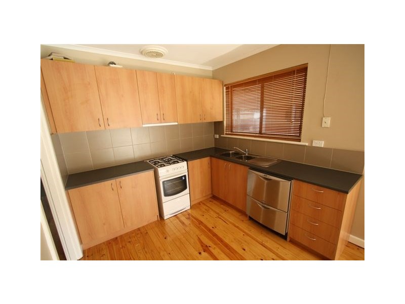 8 Shepherd Street, Ridgehaven SA 5097