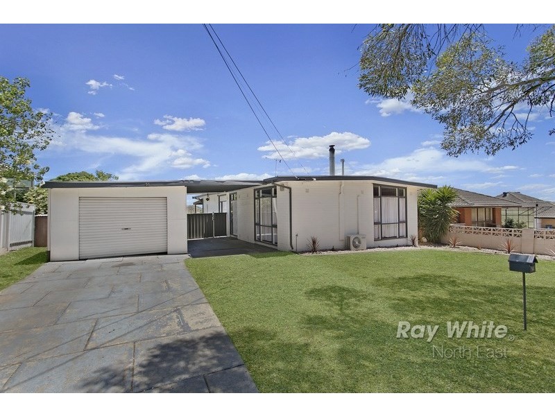 14 Sea View Road, Para Hills SA 5096