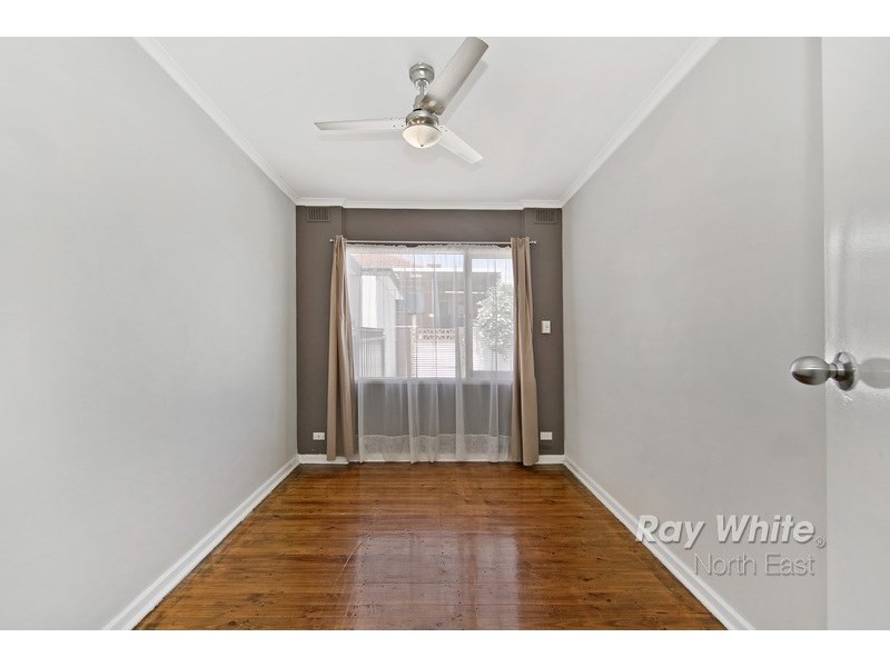 14 Sea View Road, Para Hills SA 5096