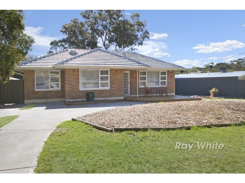 8 Oleander Drive, Banksia Park SA 5091