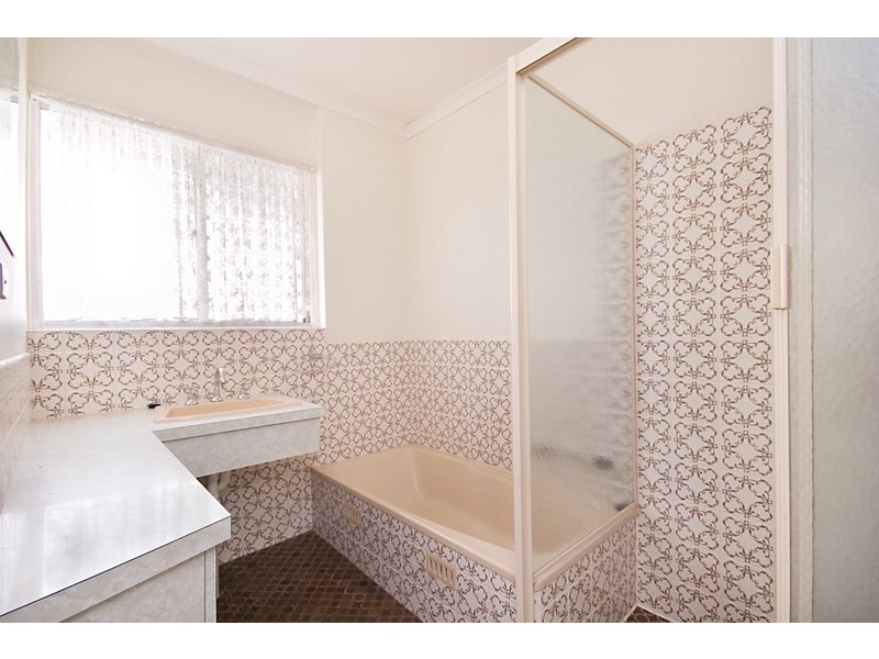 1 Kiekebusch Road, Gulfview Heights SA 5096