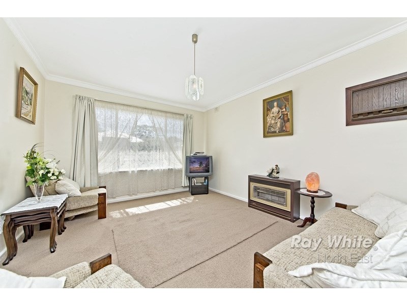 8 Riddell Road, Holden Hill SA 5088