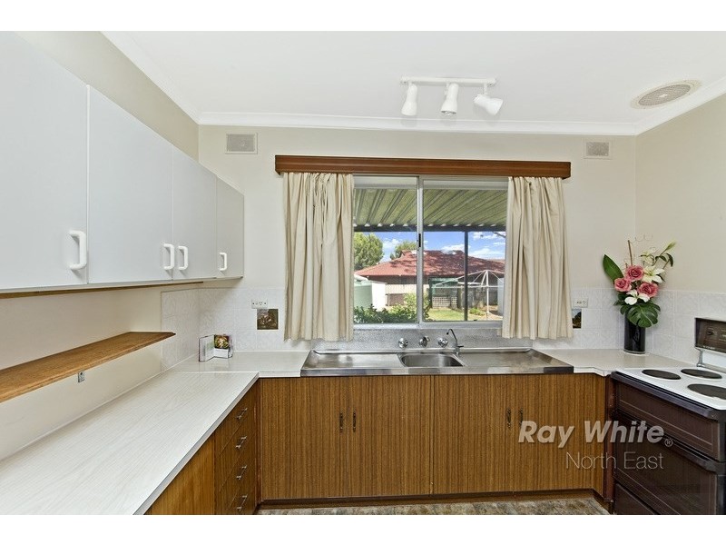 8 Riddell Road, Holden Hill SA 5088