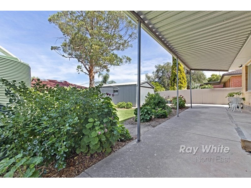 8 Riddell Road, Holden Hill SA 5088