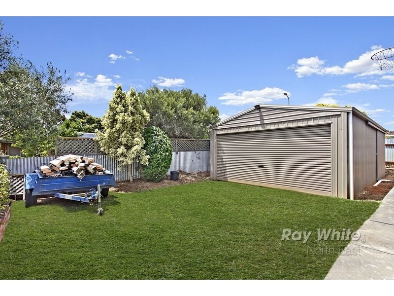 22 Moore Crescent, St Agnes SA 5097