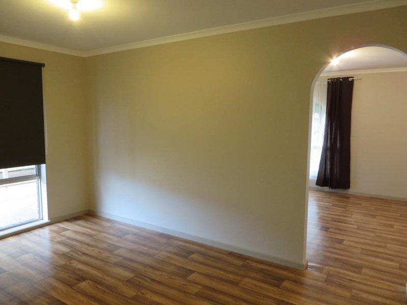 27 Poplar Road, Paralowie SA 5108