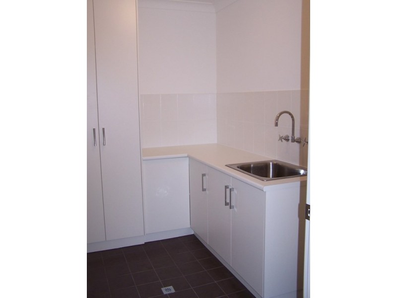 36 Emerald Street, Mawson Lakes SA 5095