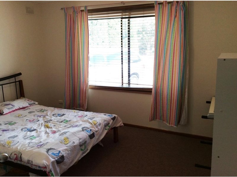 11 Munilla Avenue, Fairview Park SA 5126