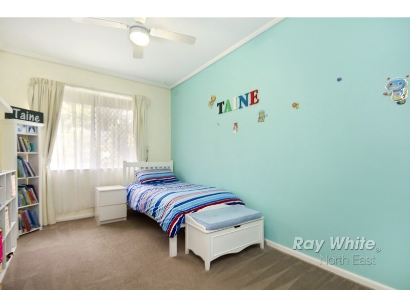 11 Sunhaven Road, Redwood Park SA 5097