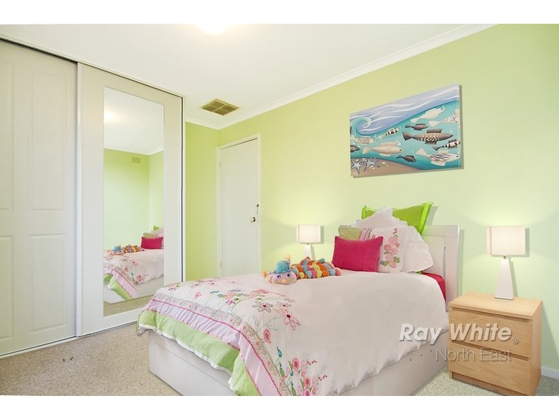 16 Batley Street, Para Vista SA 5093