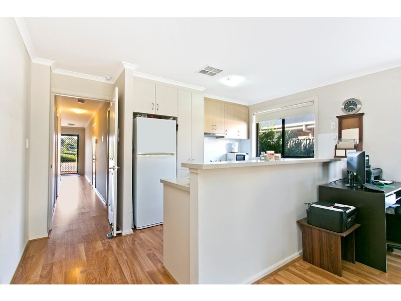 35 Coonawarra Avenue, Andrews Farm SA 5114